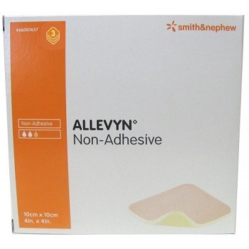 MEDICAZIONE IDROCELLULARE STERILE ALTAMENTE ASSORBENTE NON ADESIVA IN SCHIUMA DI POLIURETANO 10X10CM 3 PEZZI - Parafarmacia Mostacciano