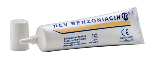 REV BENZONIACIN 10 CREMA 30 ML - Parafarmacia Mostacciano